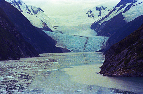 Le glacier Garibaldi, canal Beagle, Chili