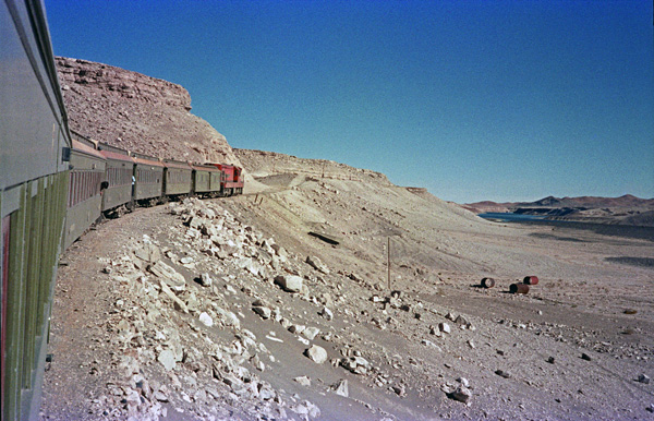 Le train de Calama au Chili à Oruro en Bolivie