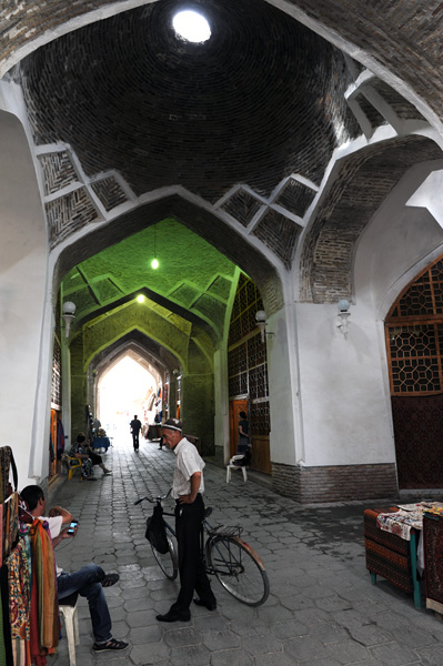 March de Tak-I-Zargaran, Boukhara, Ouzbkistan