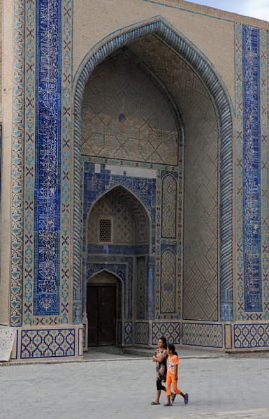 Entre de la madrasa Abdul Aziz Khan, Boukhara, Ouzbkistan