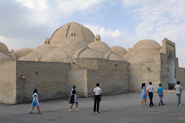 Coupolles du march de Toqi Zargaron, Boukhara, Ouzbkistan