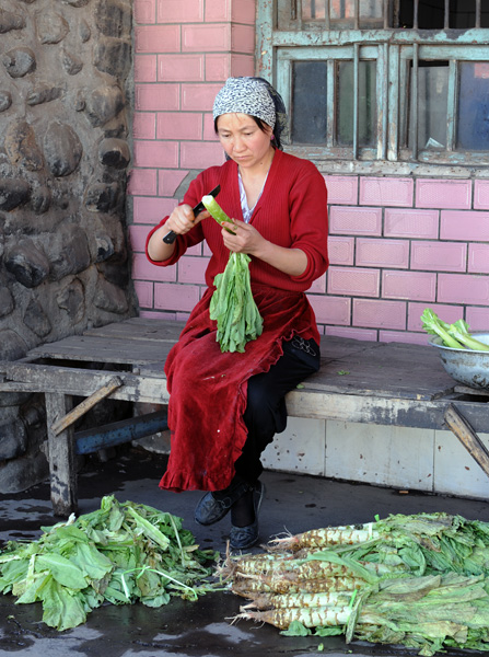 Restauratrice, village de Kangsu, Xinjiang, Chine