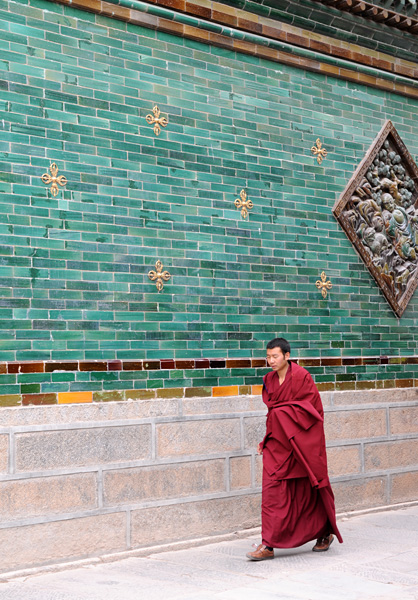 Moines, monastre de Kumbum, Qinghai, Chine