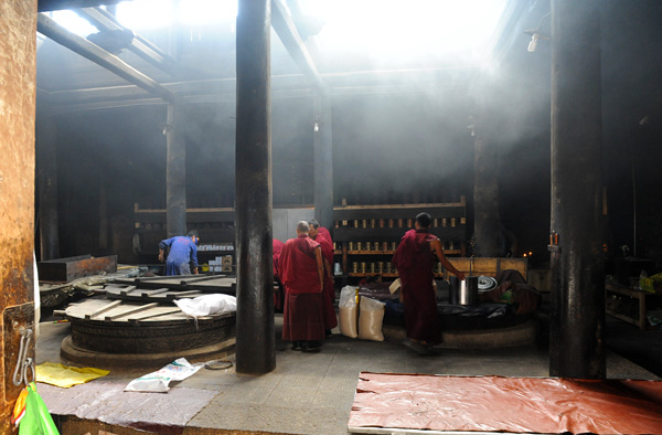 Cuisines, monastère de Labrang, Gansu, Chine