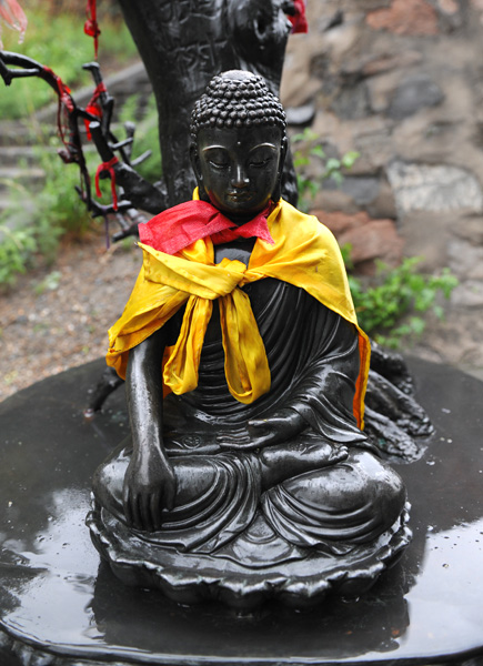 Petit bouddha, Juyong Pass, Chine