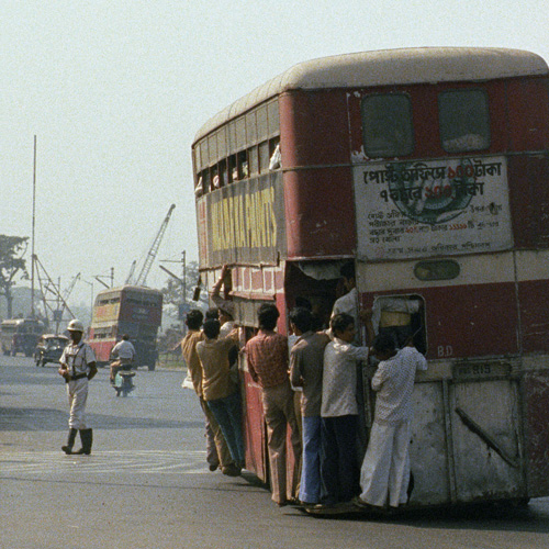 Autobus surchargé, Calcutta, Inde