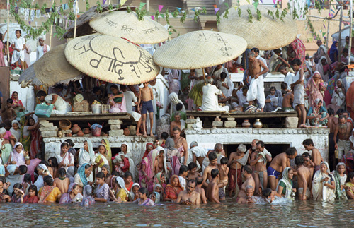 Pèlerinage dans le Gange, Varanasi, Inde