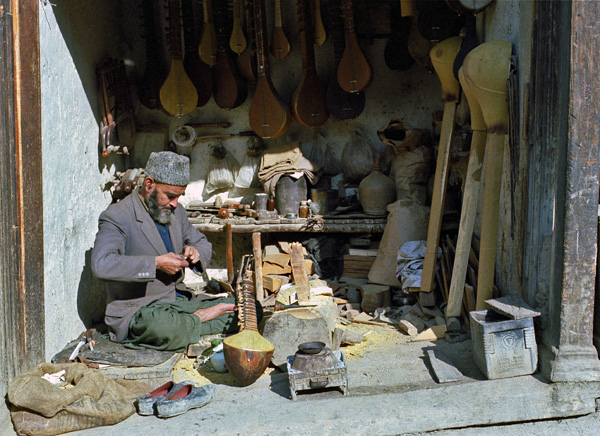 Luthier, Kabul, Afghanistan