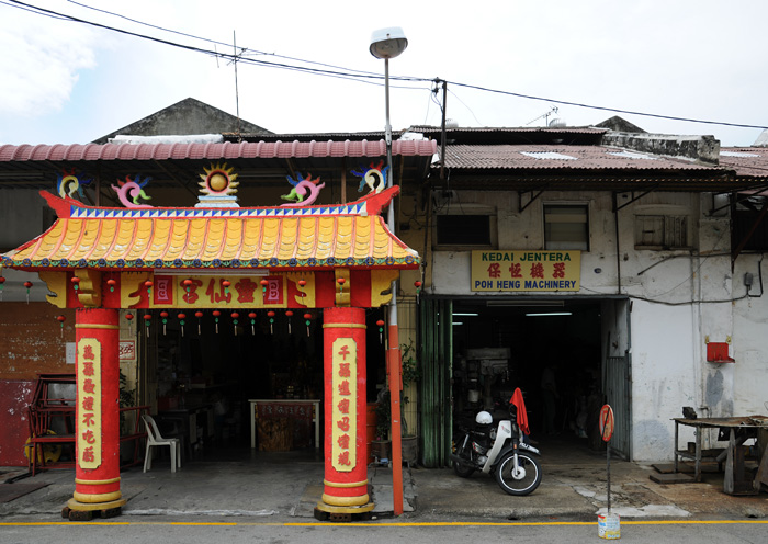Petit temple chinois, Armenian St, George Town, le Penang, Malaisie
