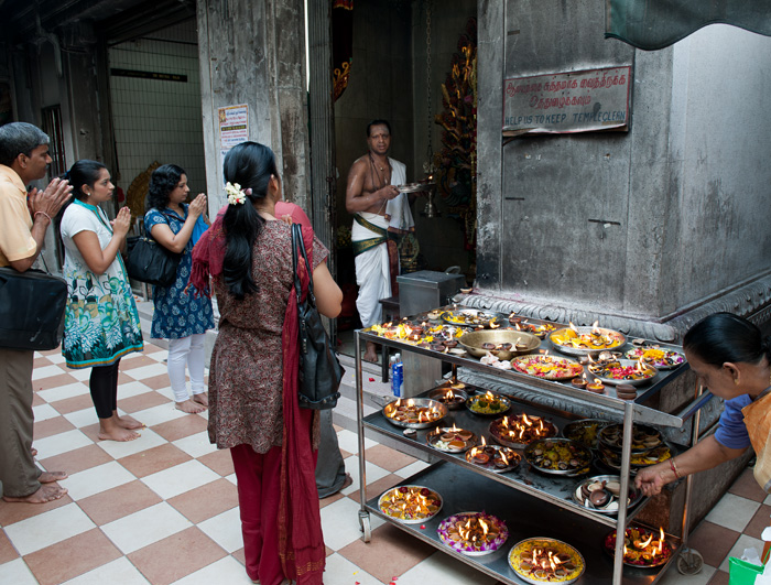 Temple hindou Sri Veeramakaliamman, Singapour
