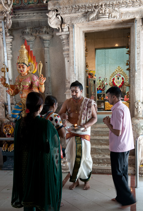 Temple hindou Sri Veeramakaliamman, Singapour