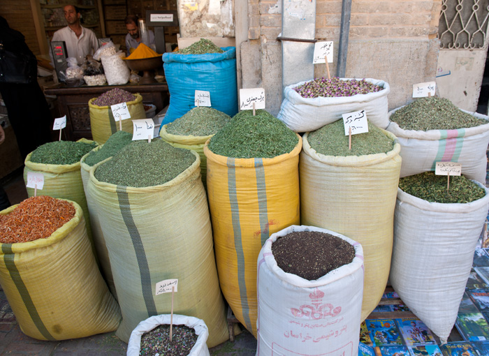 Epices et grains, bazaar Vakil, Shiraz, Iran