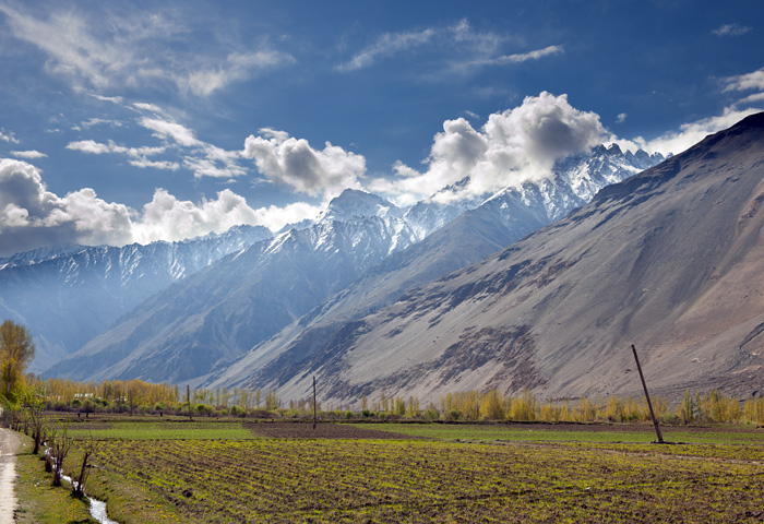 Paysages et montagmes du Pamir, près du village de Ishkashim, Tadjikistan