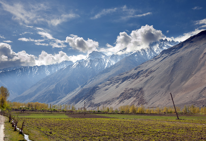 Paysages et montagmes du Pamir, prs du village de Ishkashim, Tadjikistan