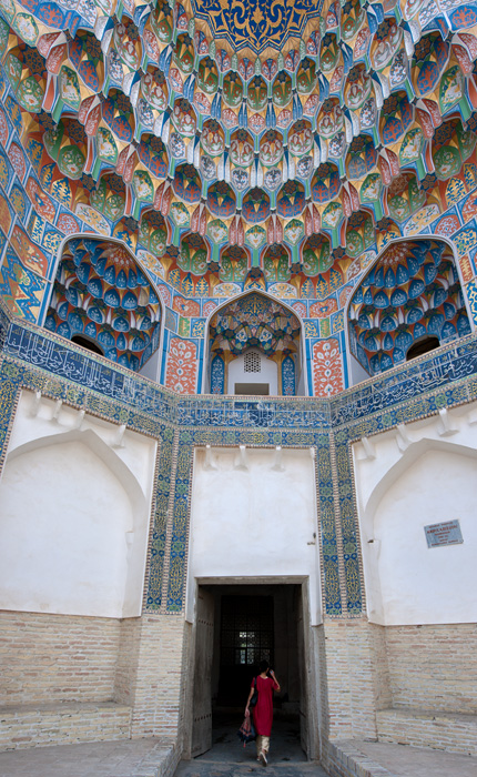 Portique de la madrasa Abdul-Azizxon, Boukhara, Ouzbékistan