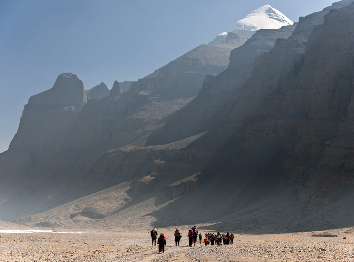 Plerins en partance pour le tour du Mont Kailash, Tibet, Chine