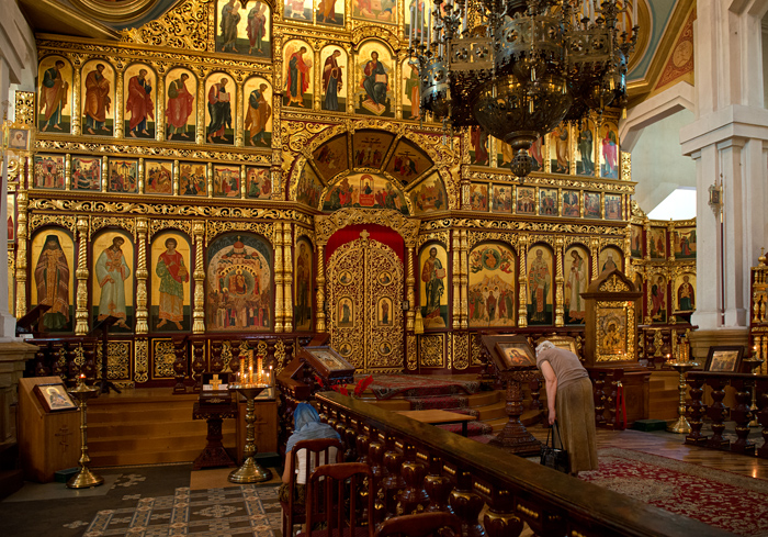 Intérieur, cathédrale en bois de Almaty, Kazakhstan