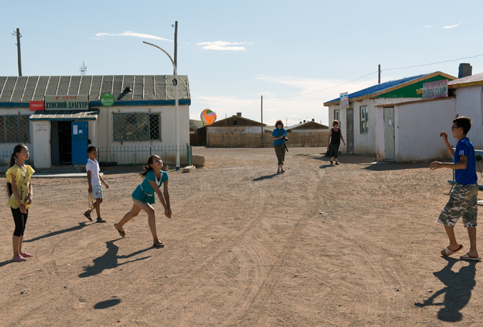 Le village de Gurvansayhan, dsert de Gobi, Mongolie