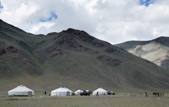 Campements de bergers nomades, montagnes du nord-ouest de la Mongolie