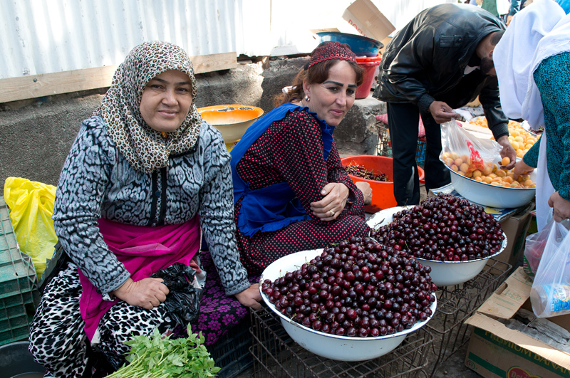 Le marché de Douchanbé, Tadjikistan