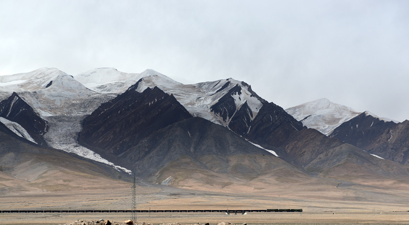 La voie ferrée Goldmud - Lhassa dans le Qinghai, Chine