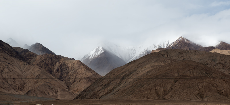 La cordillre de Kulun, Xinjiang, Chine