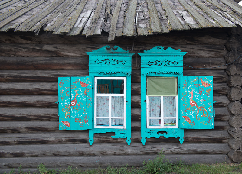Faade de maison de Sibrie. Russie