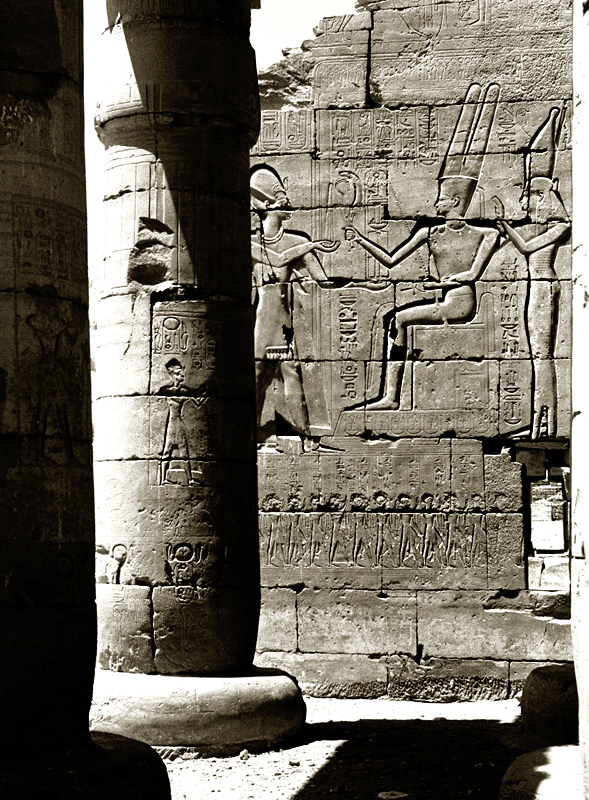 Mur et colonnes, Ramesséum, Louxor, Egypte