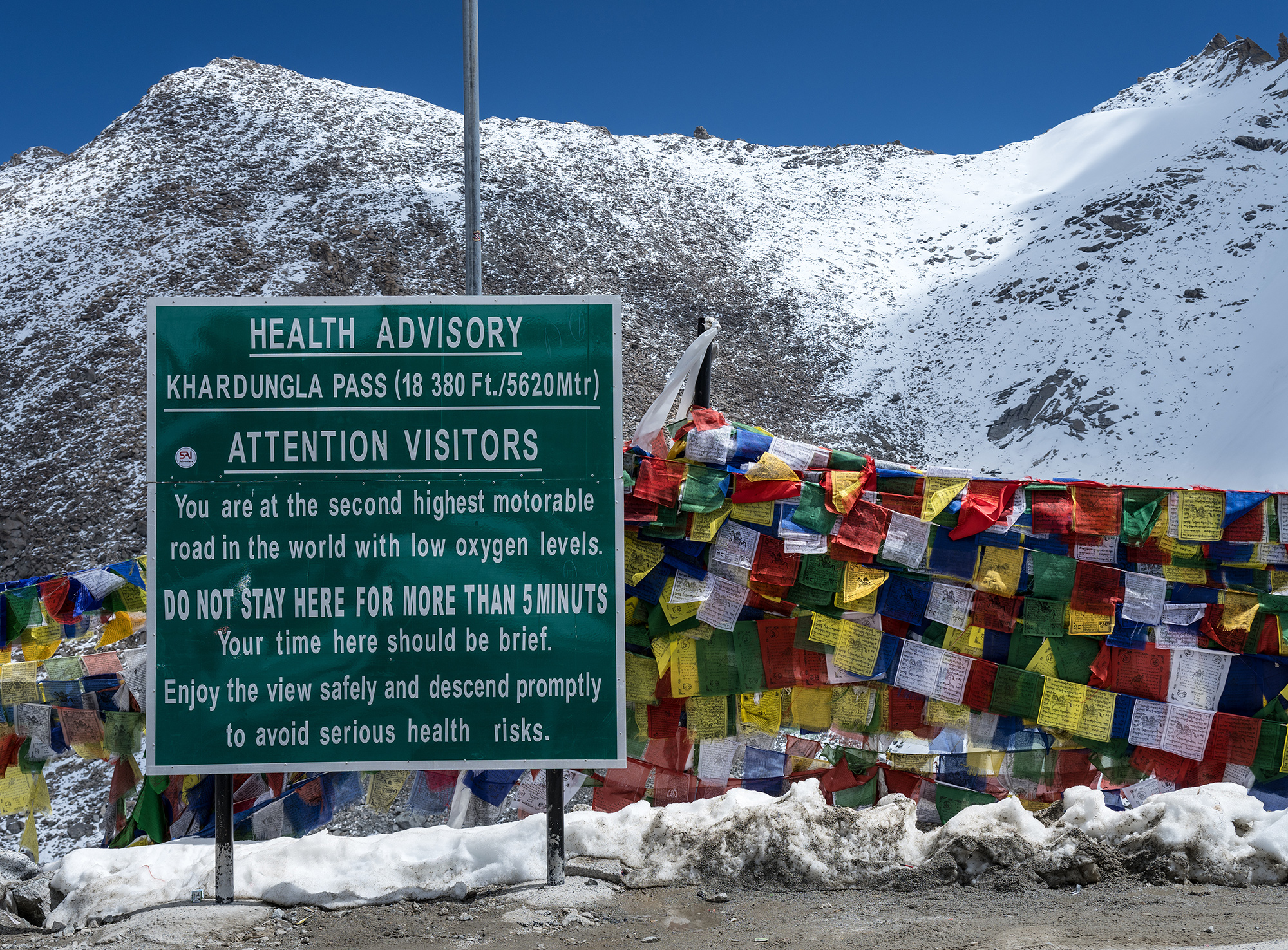 Au col Kardung La, Ladakh