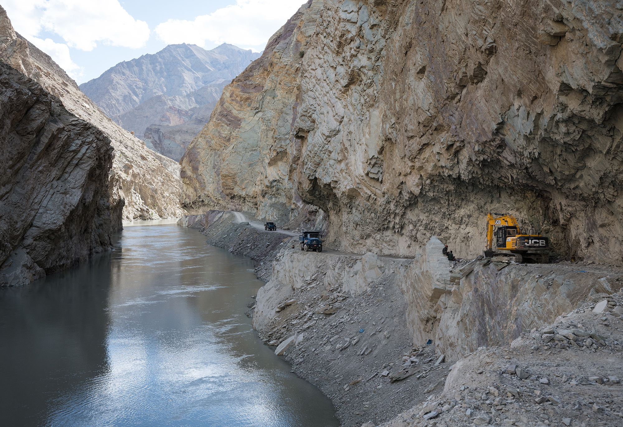 La route le long des gorges de la rivière Zanskar