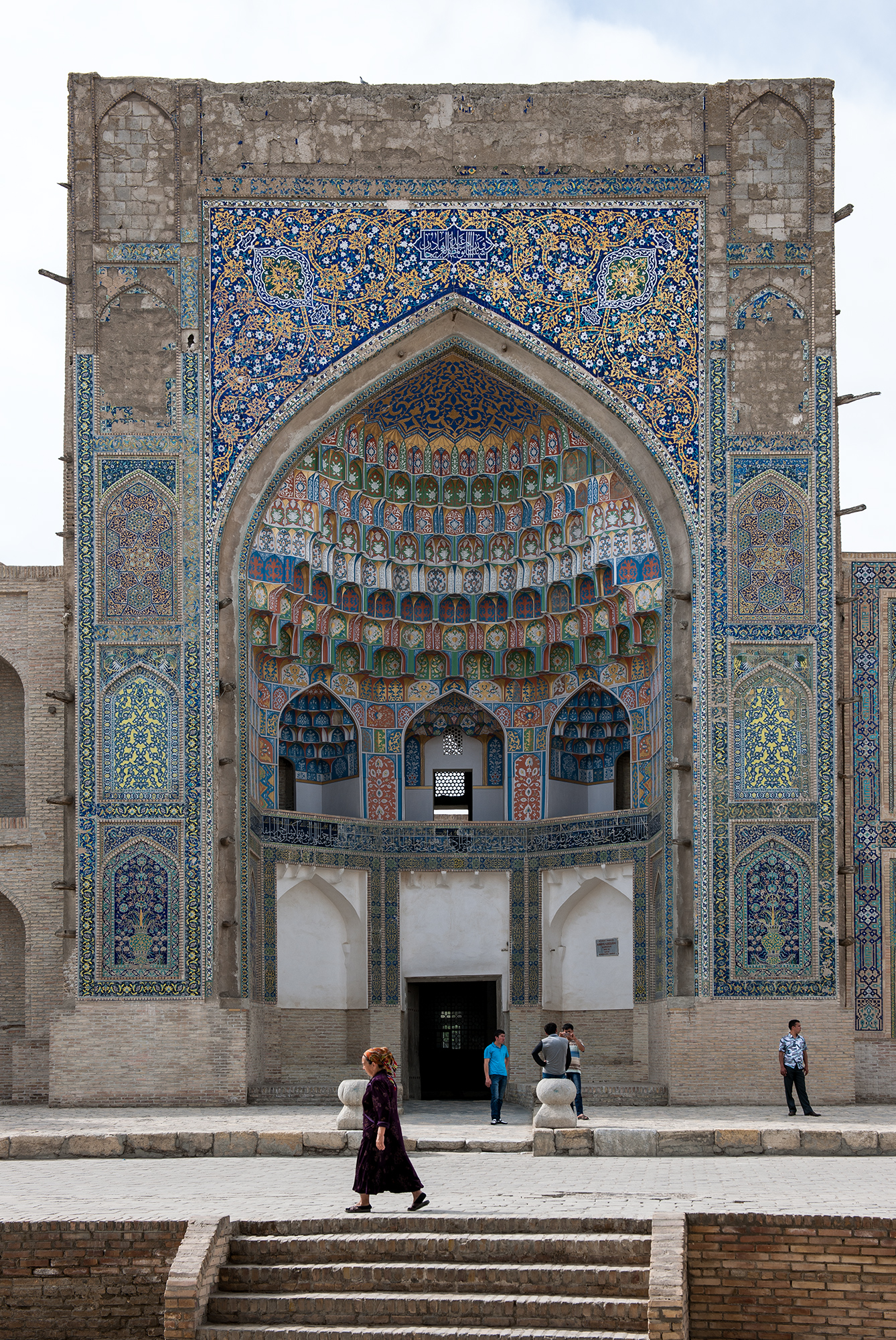 L'iwan de la madrassa Abdoullaziz-Khan, Boukhara.