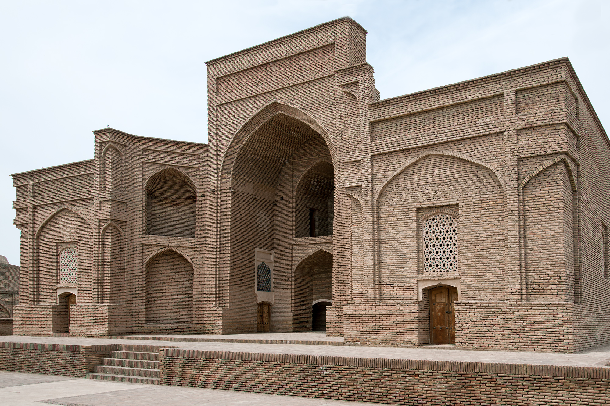 Au mausolée du Sultan Saodat, Termez.