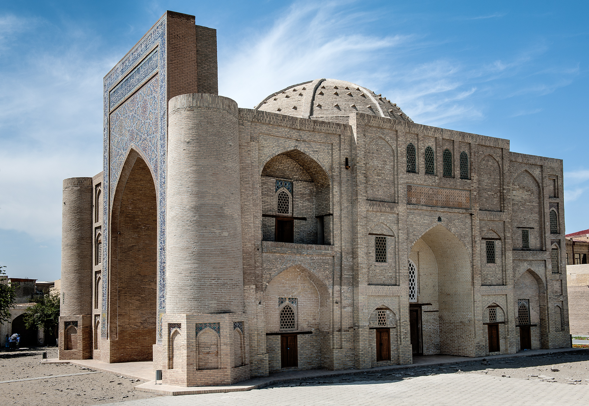 Le khanqah ou madrassa Nadir Divan-Begui. Boukhara.