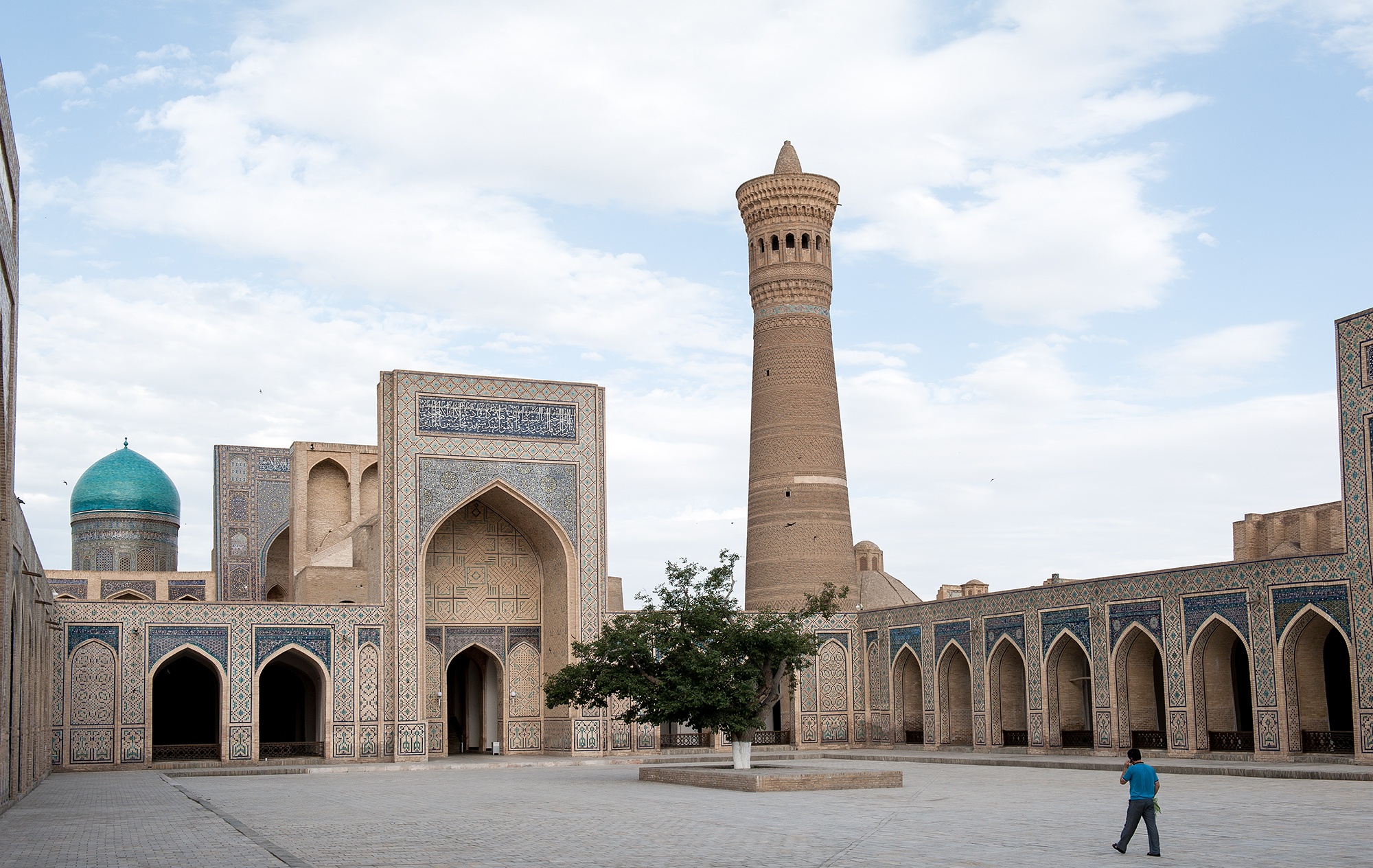 La grande cour de la mosquée Kalyan, Boukhara.