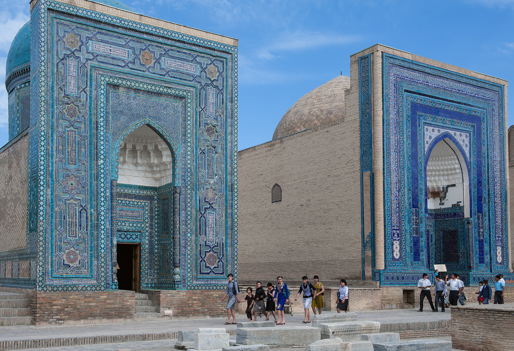 La tombe de Ali Nasafi et le mausolée inconnu no 2, nécropole Shah-i-Zinda, Samarcande.