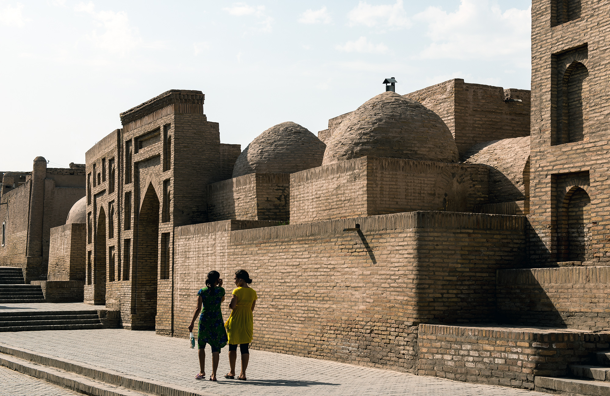 Ruelle à l'arrière du mausolée Pahlavan Mahmoud. Itchan Kala, Khiva.