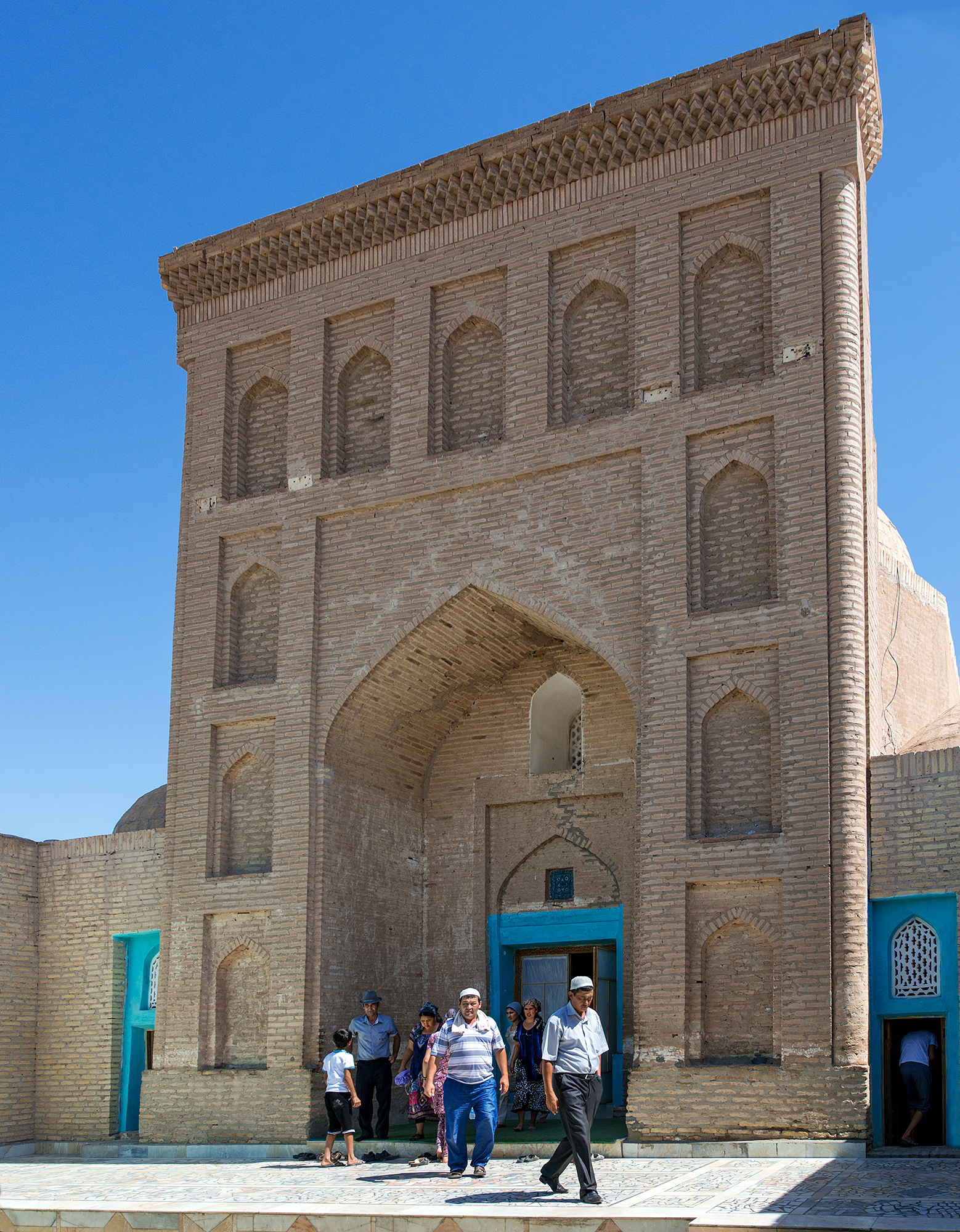 Façade du mausolée, nécropole Sulton Uvays Bobo, république du Karakalpakstan.