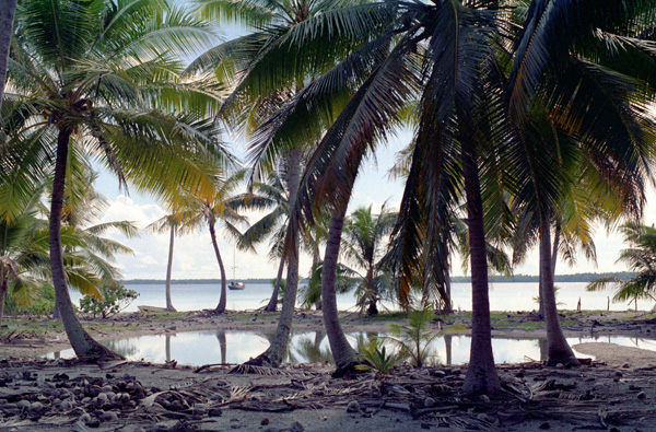 Le lagon de Takaroa, archipel des Tuamotu