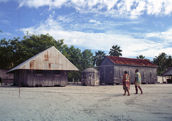Maison de William Marsters et son église, atoll de Palmerston