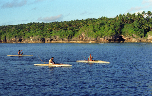 Les falaises de Alofi, le Niue
