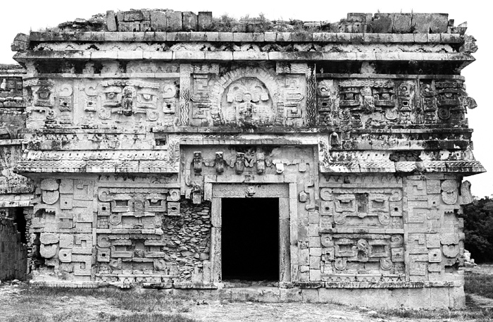 Edifice surnommé Temple des Nonnes, Chichén Itzá, Yucatán, Mexique