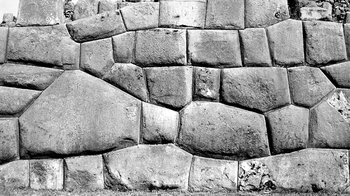 Les pierres parfaitement ajustées des murs Incas, Sacsayhuamán, Pérou
