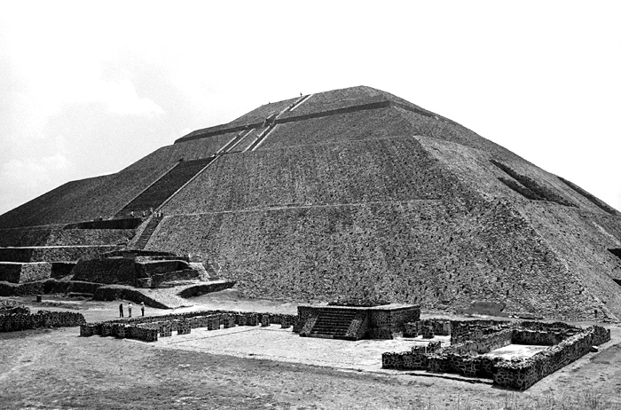 La pyramide du Soleil, Teotihuacan, Mexique
