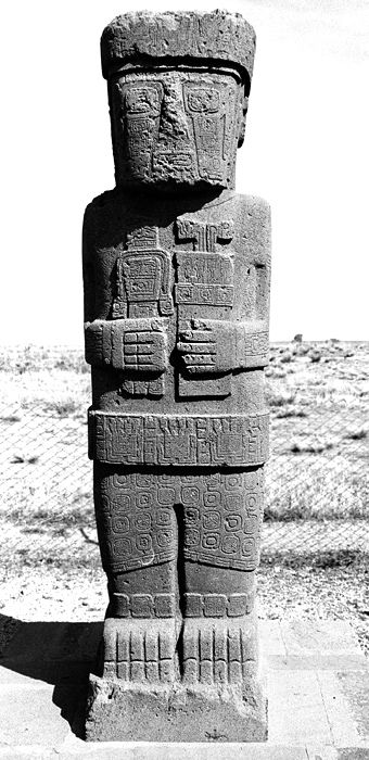 Statue anthropomorphe, Tiwanaku, Bolivie