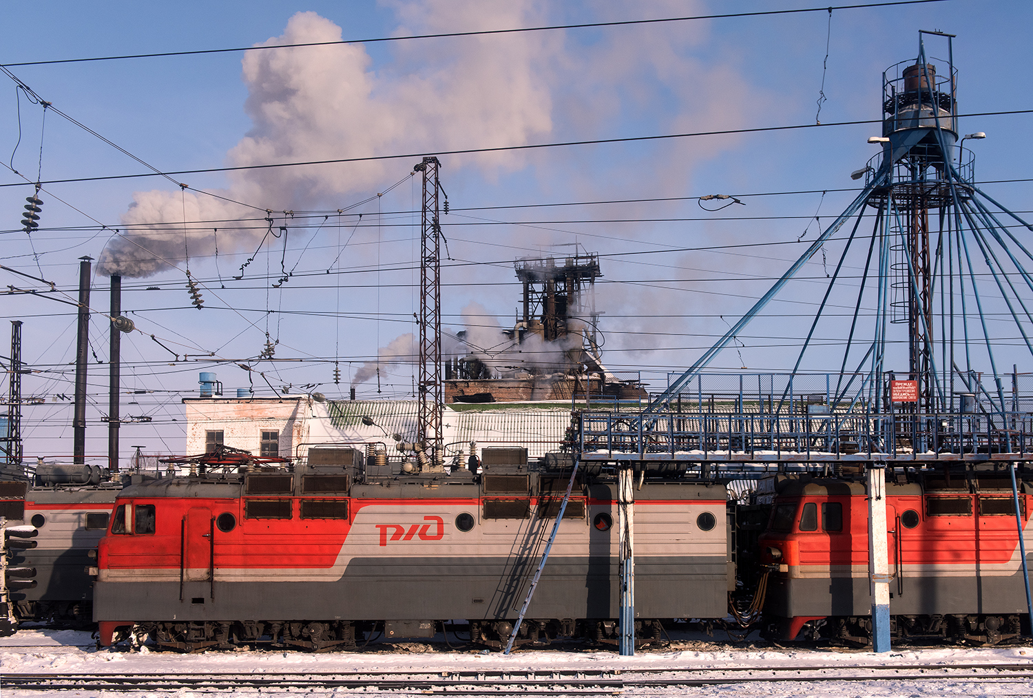 Gare sur la ligne du transsibérien, Russie.